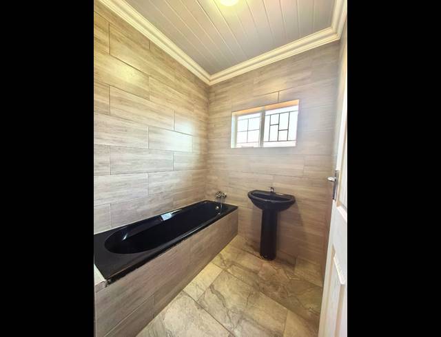 3 BEDROOM HOUSE FOR SALE IN SASOLBURG EXT 12